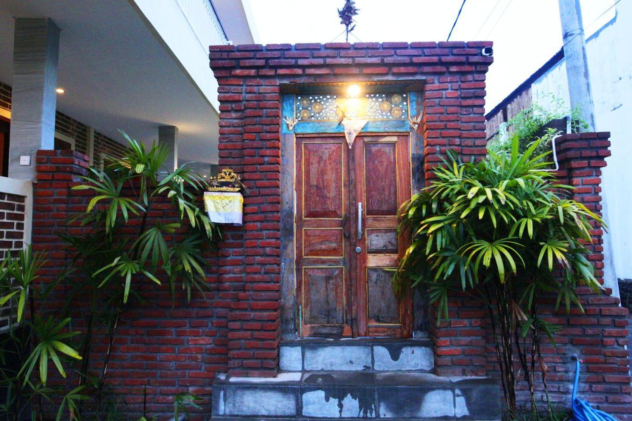 Na-Mi Guesthouse Canggu Экстерьер фото